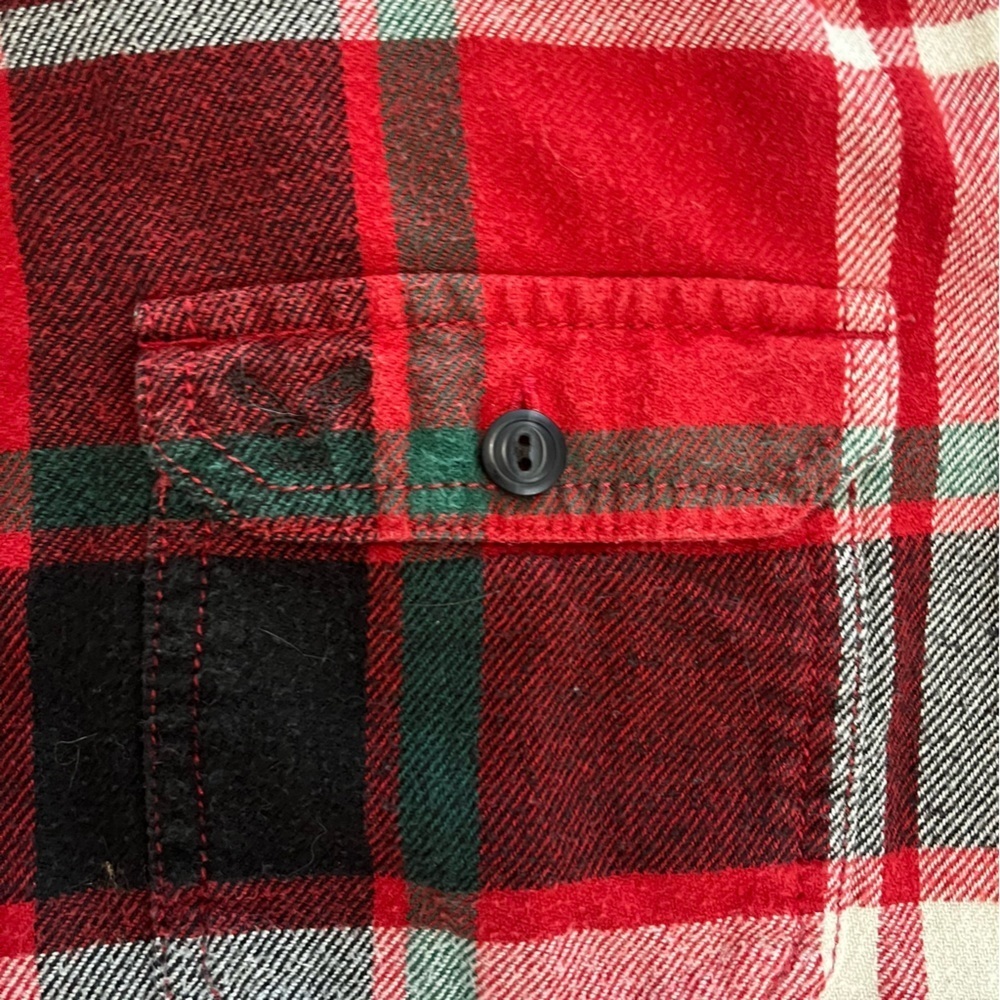 π² American Eagle Red Plaid Flannel Shirt Menβs XS Athletic Fit Cotton - Picture 8 of 11